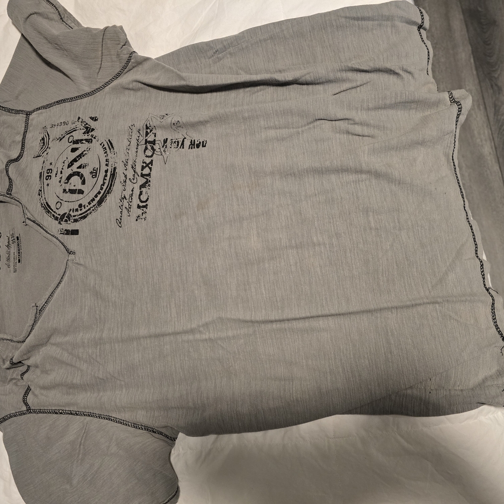 PD&C Gray Graphic T-Shirt